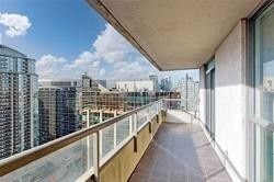 23 Hollywood Ave, unit 3202 for rent - image #29