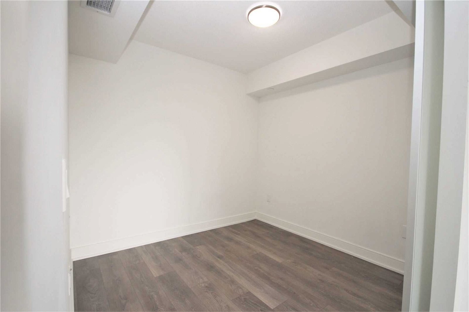 89 Mcgill St, unit 1507 for rent - image #10