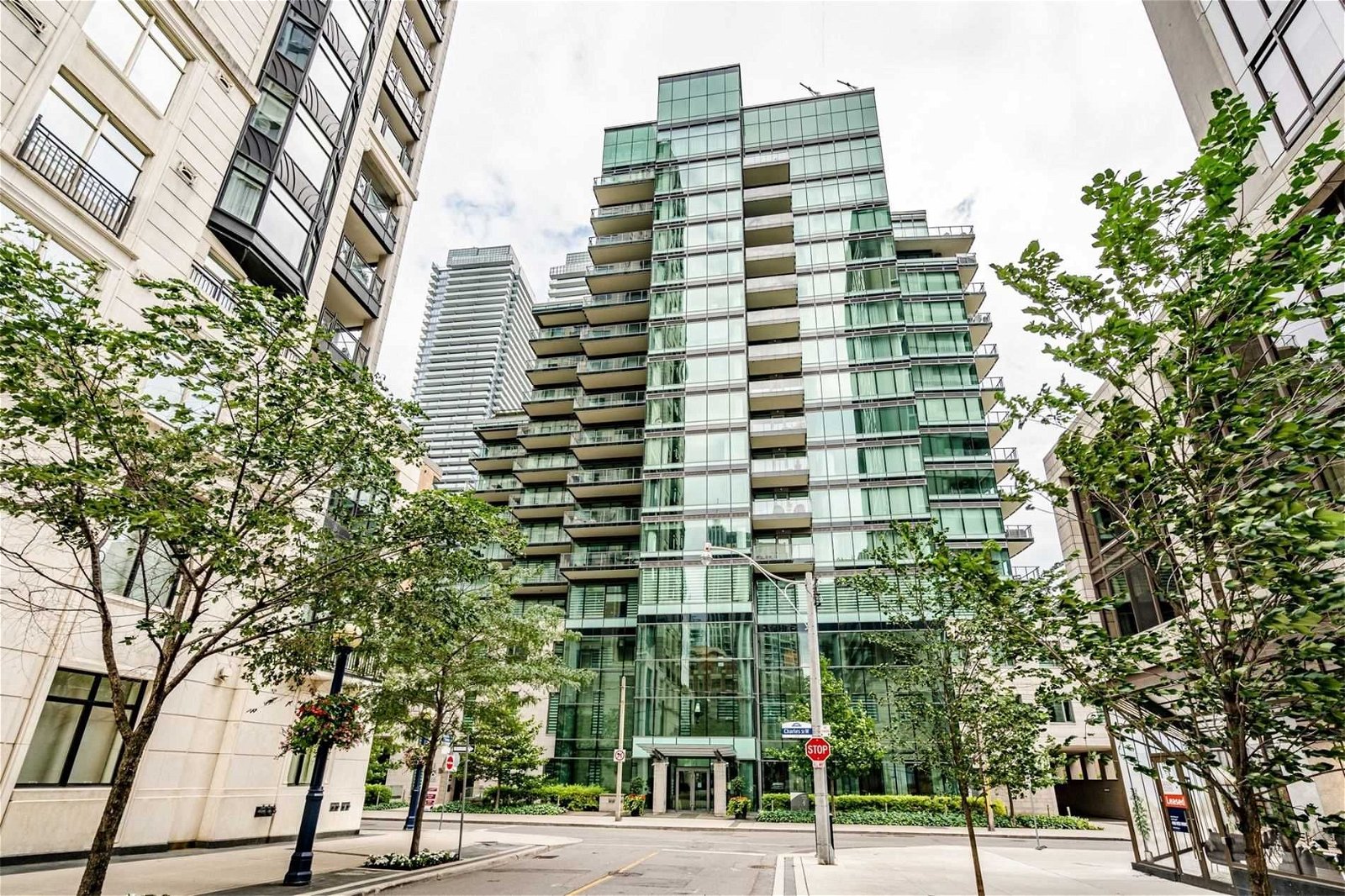 77 Charles St W, unit 601 for sale - image #22