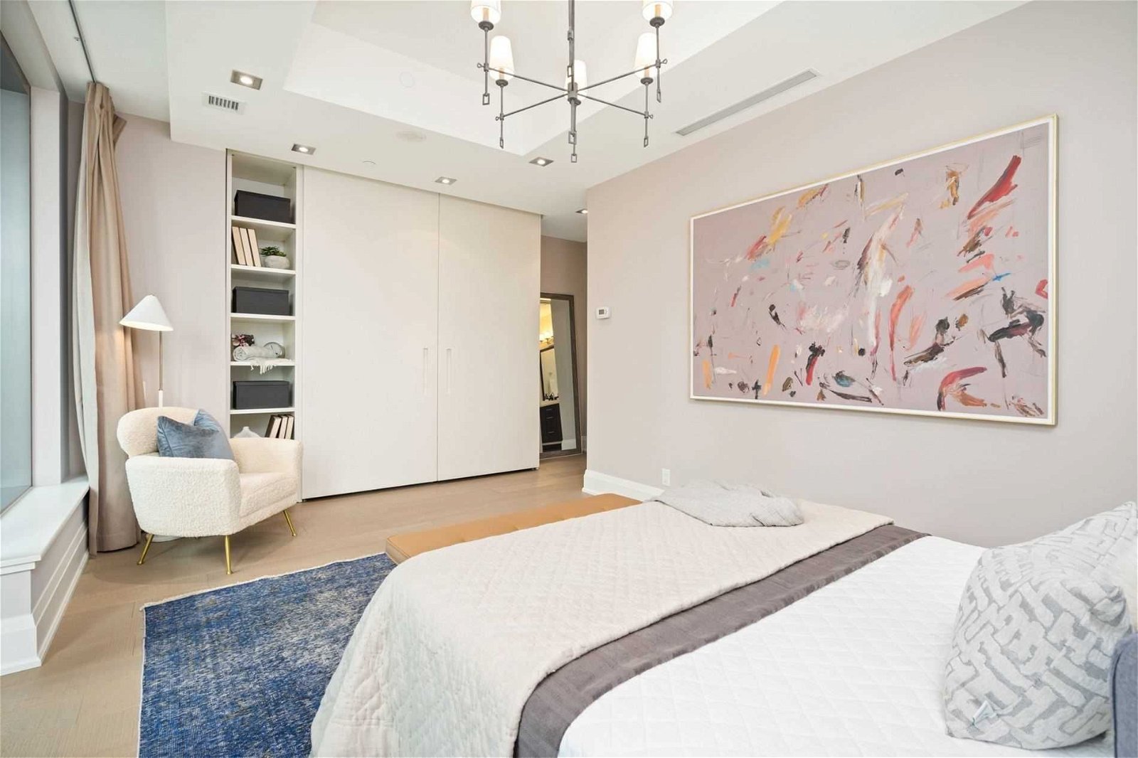 77 Charles St W, unit 601 for sale - image #8
