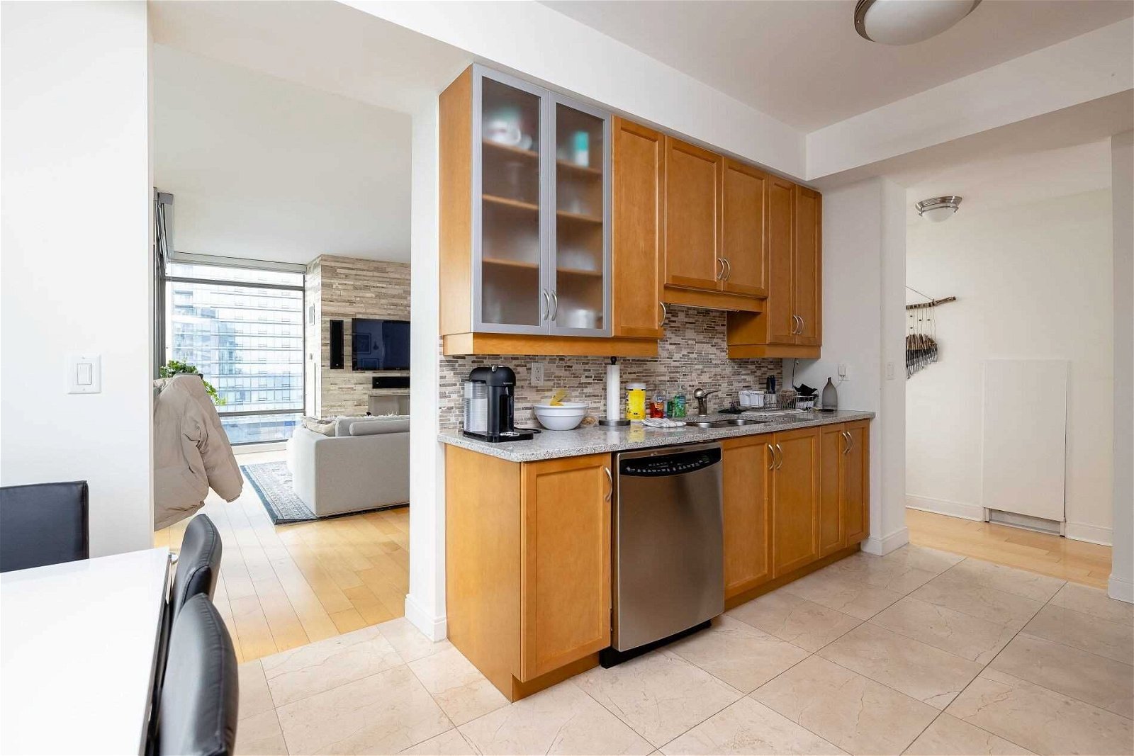 18 Yorkville Ave, unit 3102 for rent - image #12
