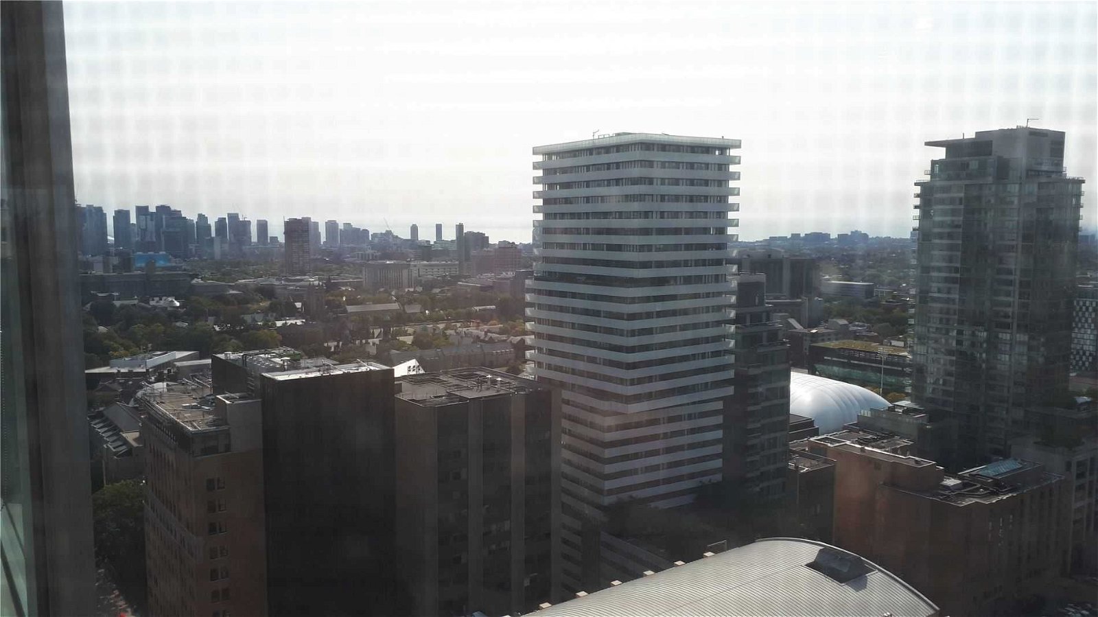 155 Yorkville Ave, unit 3015 for rent - image #2
