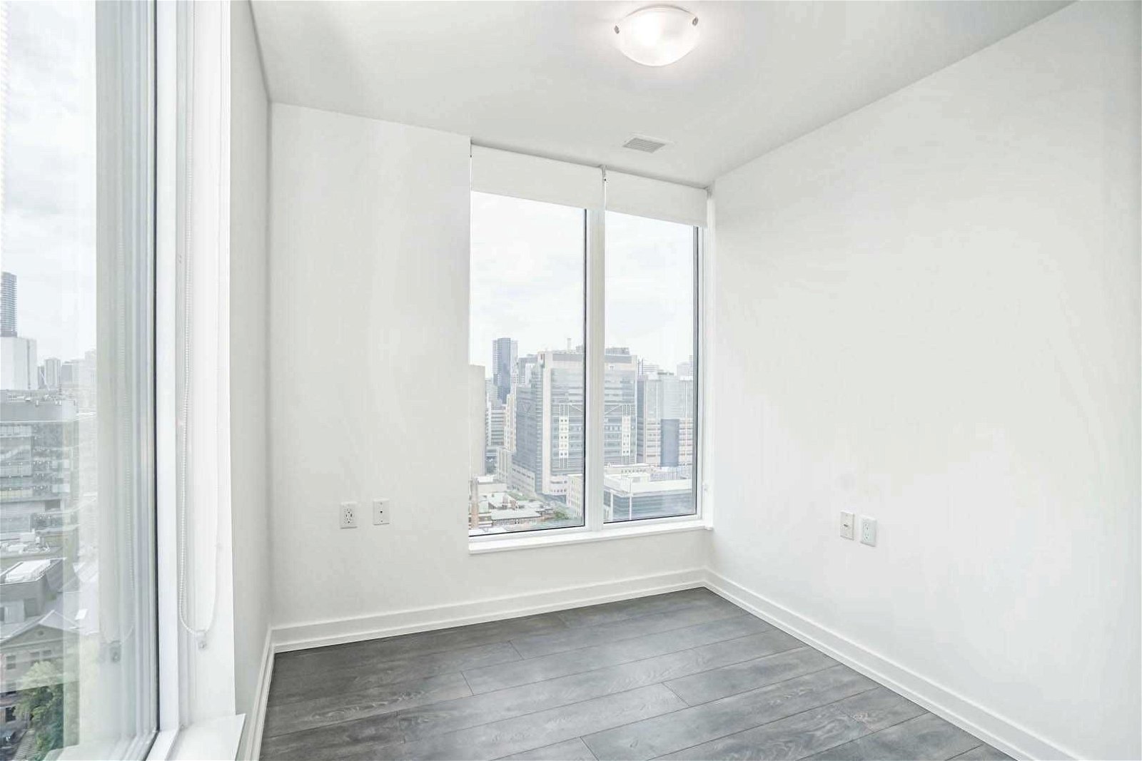 203 College St, unit 2406 for rent - image #18
