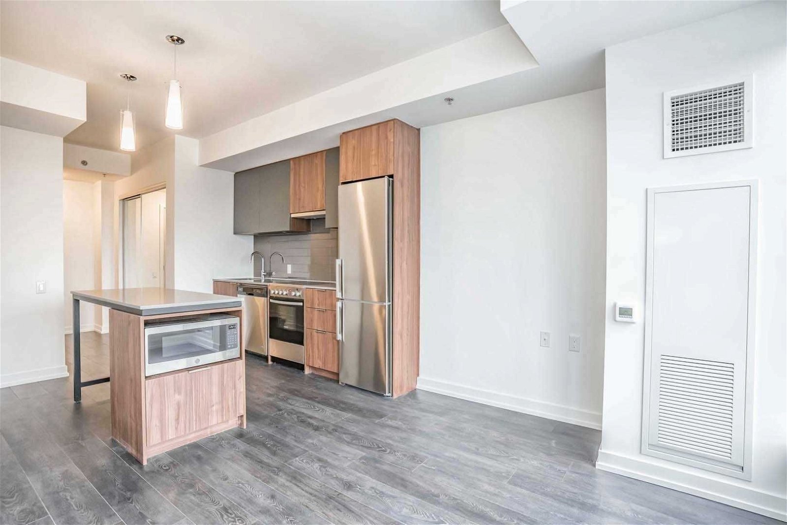 203 College St, unit 2406 for rent - image #8