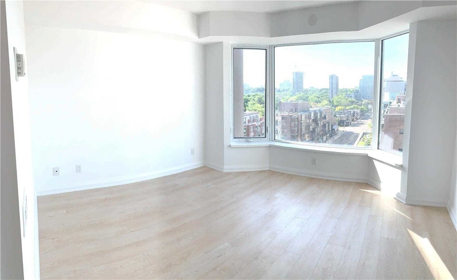 155 Yorkville Ave, unit #1018 for rent - image #9