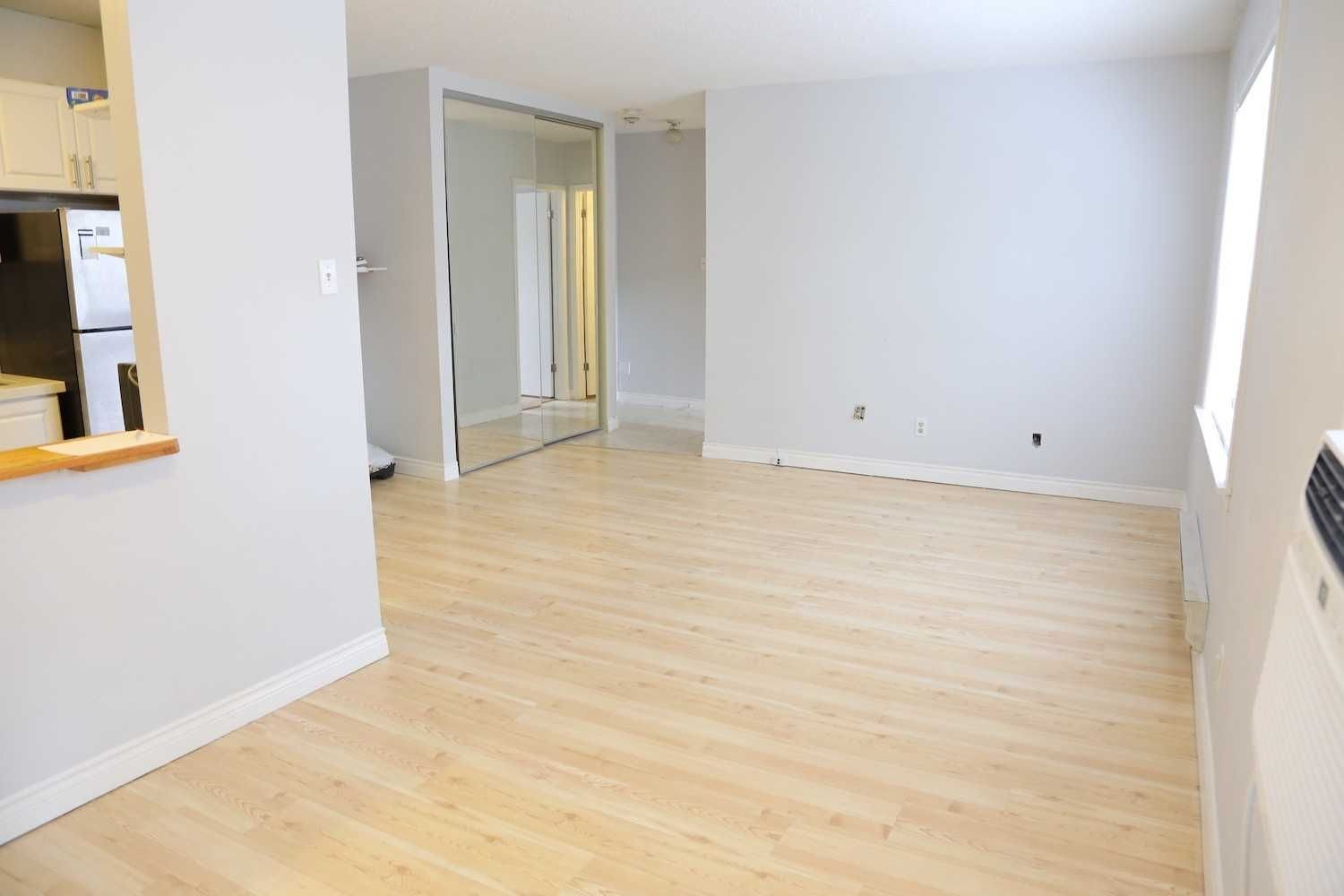 114 Vaughan Rd, unit 303 for rent - image #4