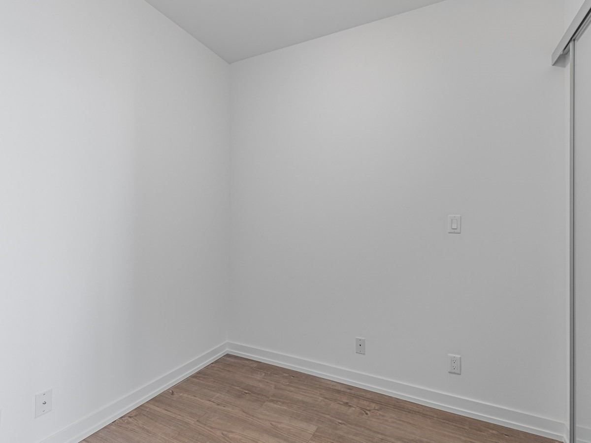 203 College St, unit 3005 for rent - image #18