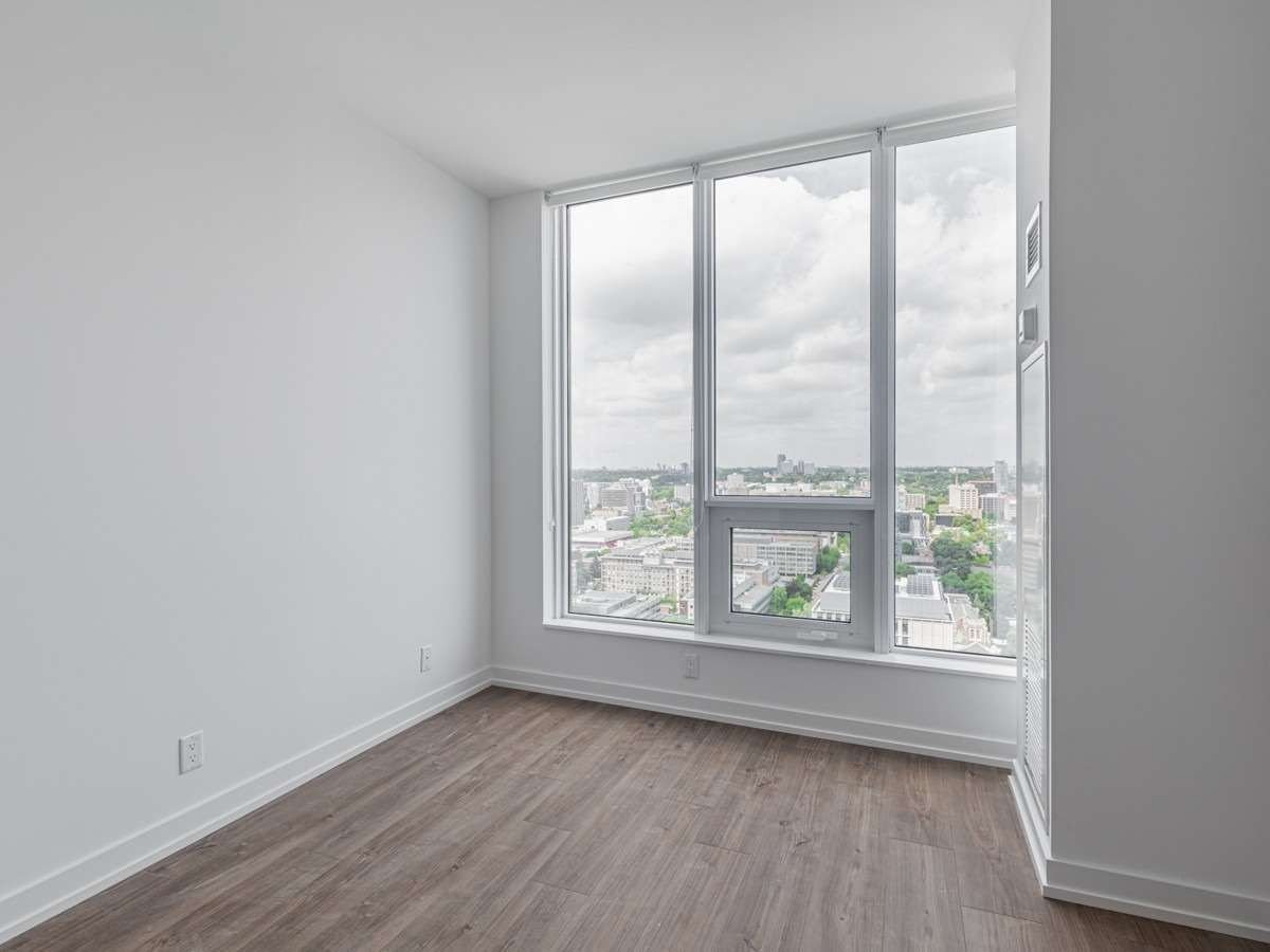 203 College St, unit 3005 for rent - image #6