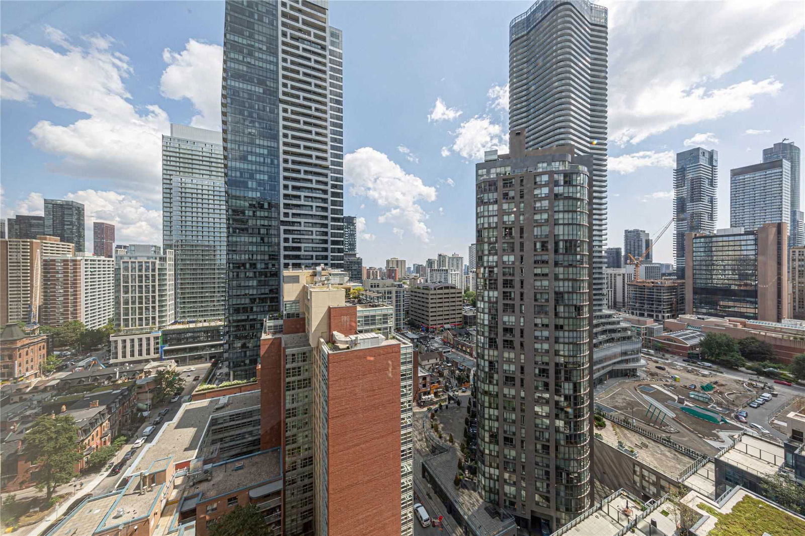 1001 Bay St, unit 2009 for rent - image #12