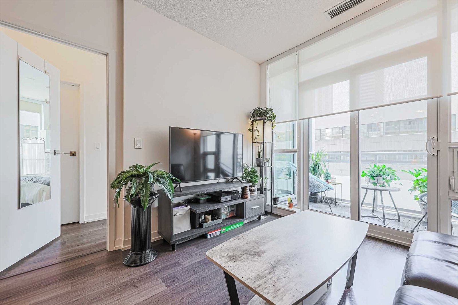 89 Dunfield Ave, unit 601 for sale - image #6
