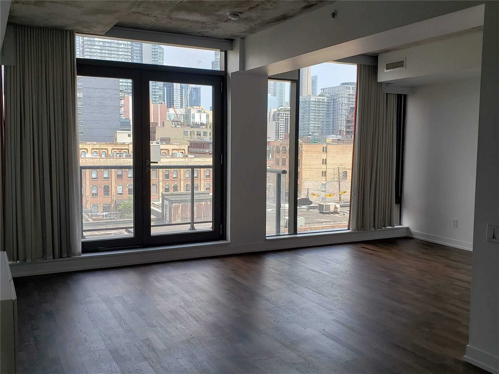 560 King St W, unit 506 for rent - image #10