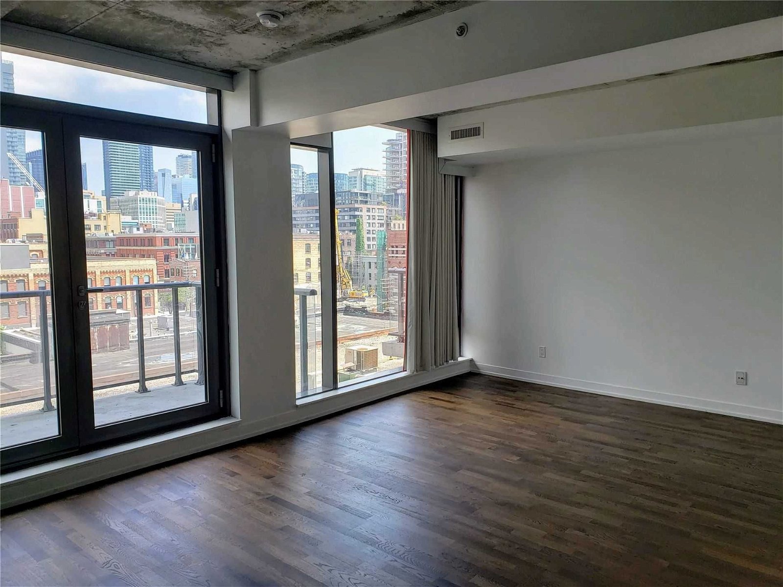 560 King St W, unit 506 for rent - image #11