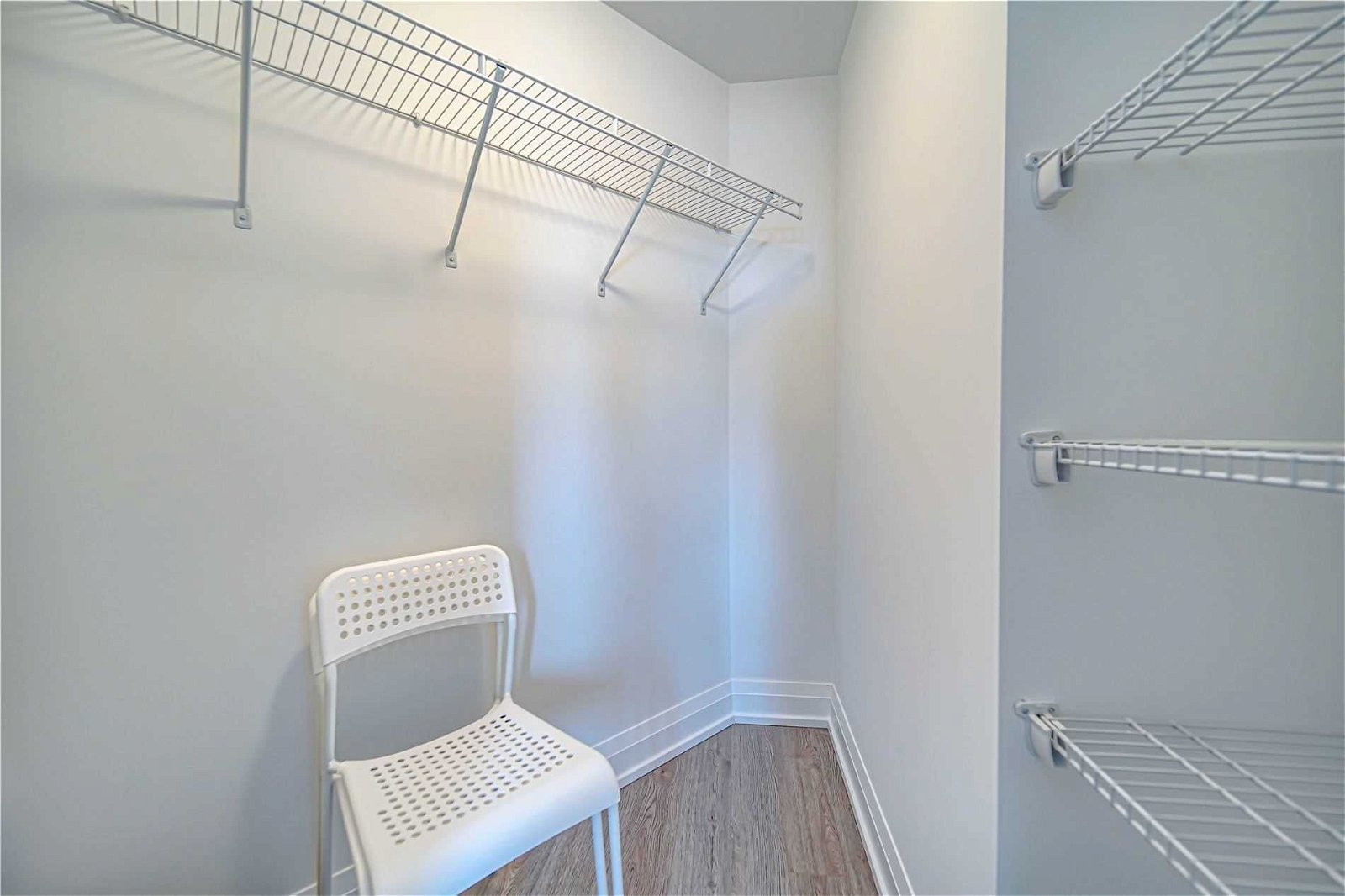 77 Mutual St, unit 1603 for rent - image #8