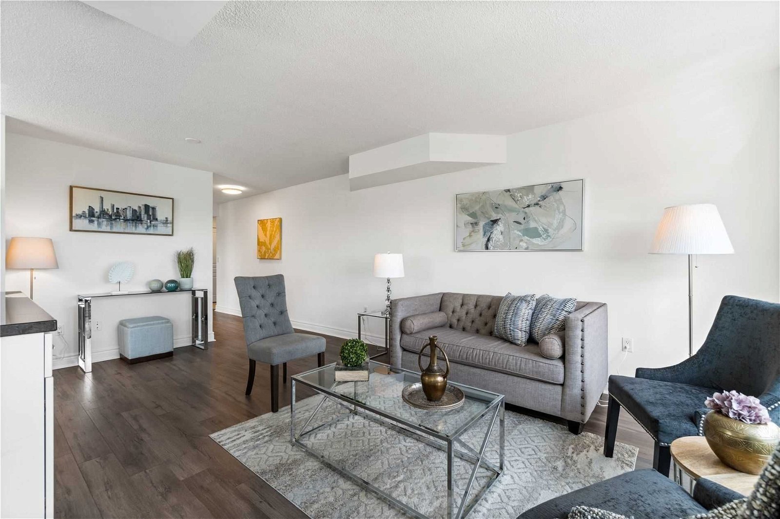 1 Hycrest Ave, unit 807 for sale - image #2