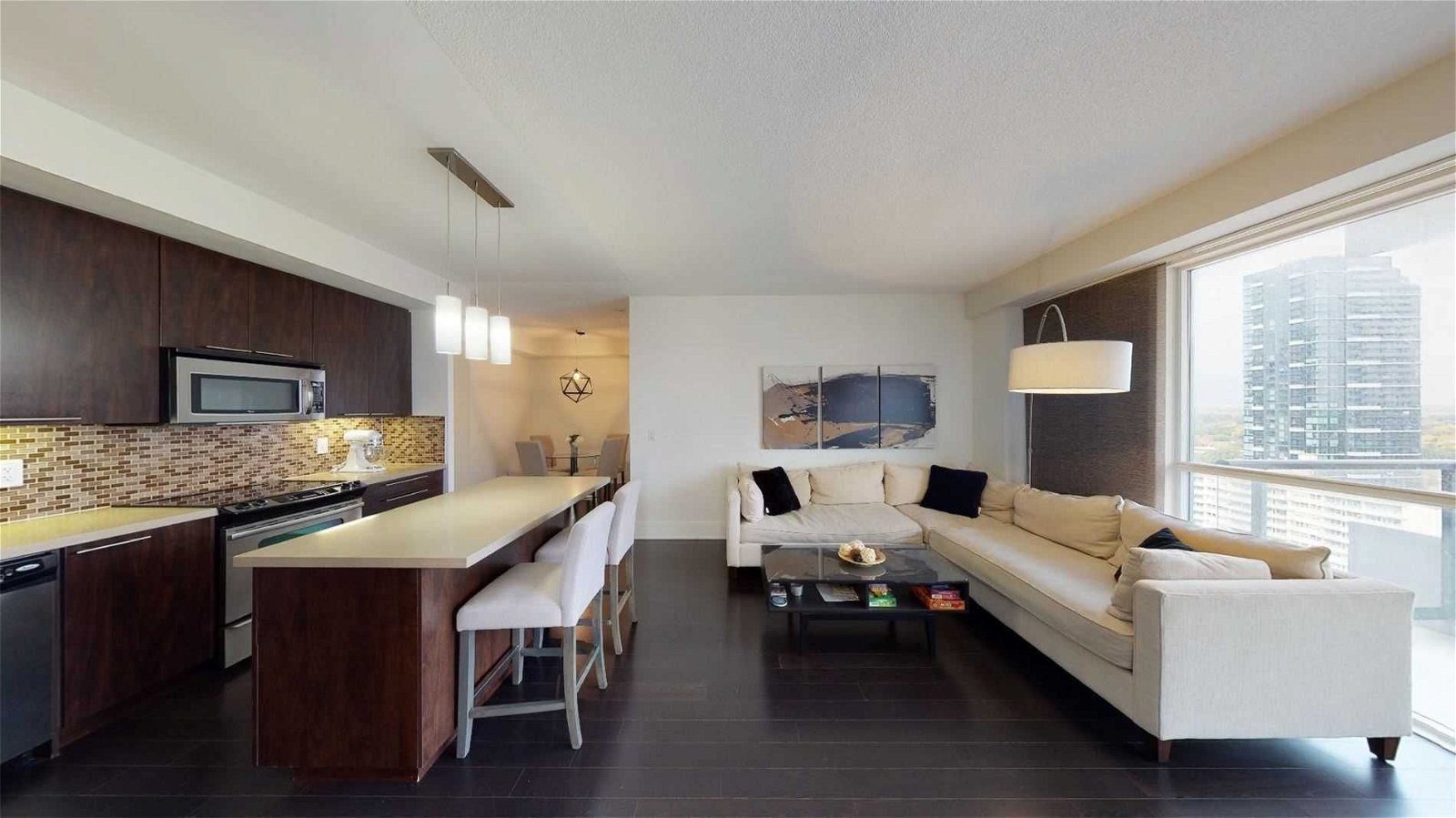 25 Broadway Ave, unit 1503 for sale - image #2