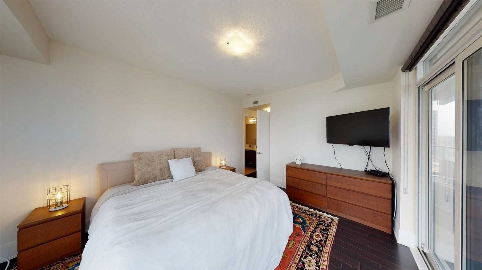 25 Broadway Ave, unit 1503 for sale - image #7