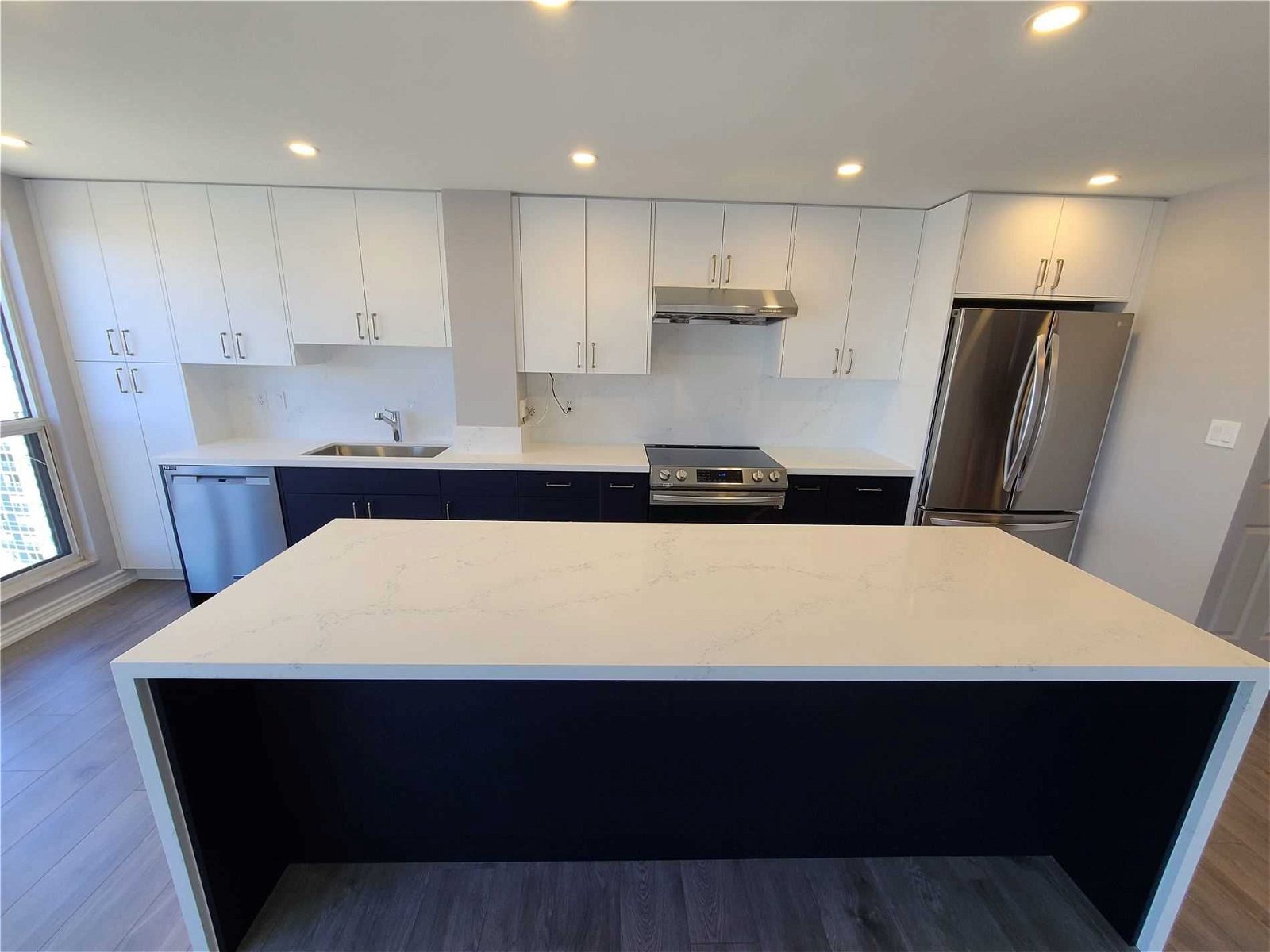 18 Hollywood Ave, unit 1507 for rent - image #14