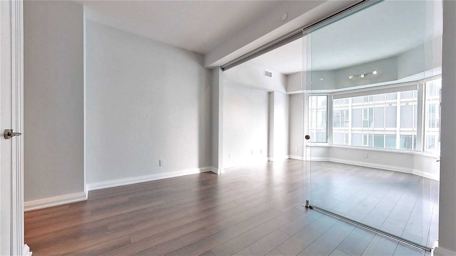 155 Yorkville Ave, unit 3111 for rent - image #17