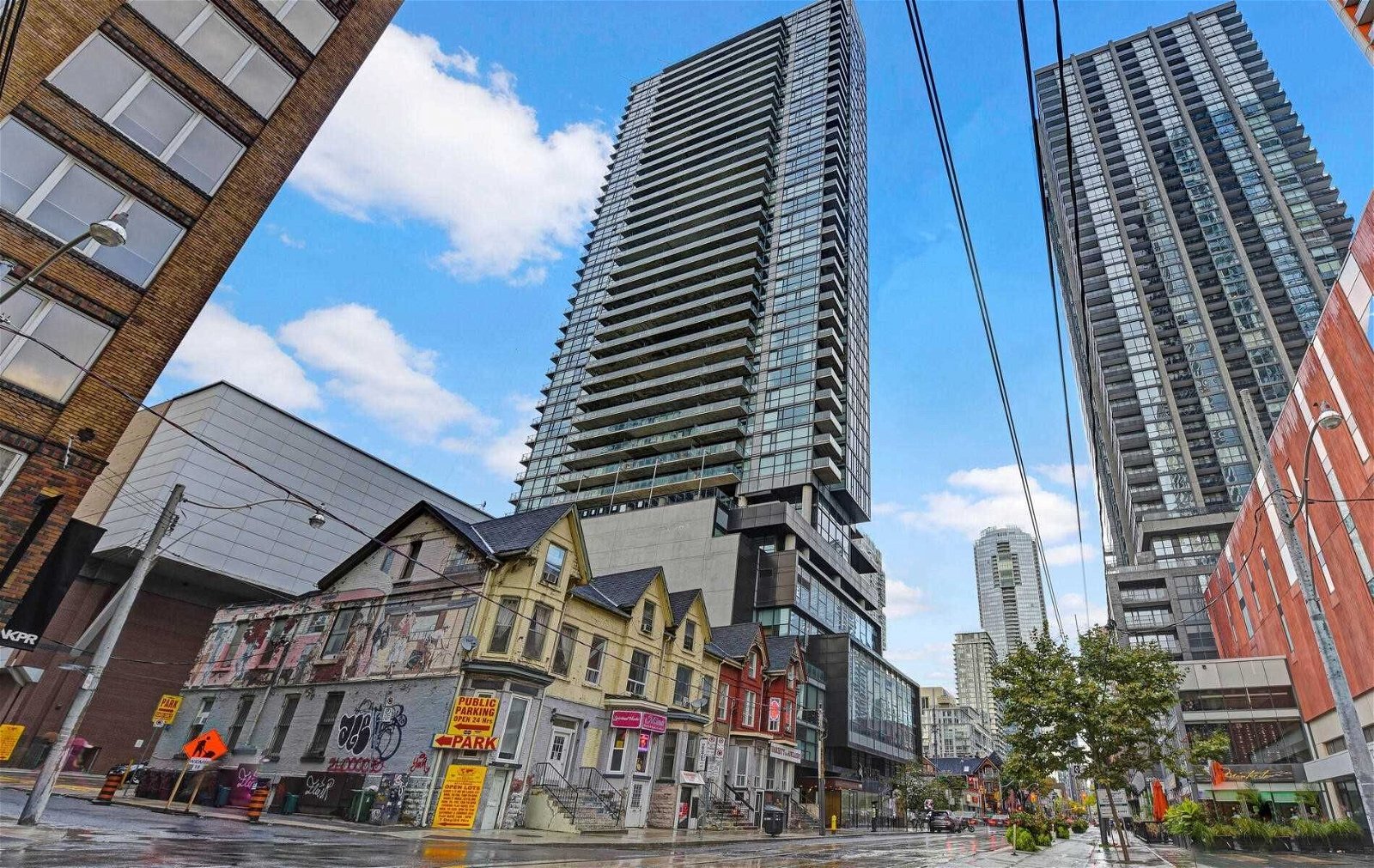 290 Adelaide St W, unit 2206 for sale - image #1