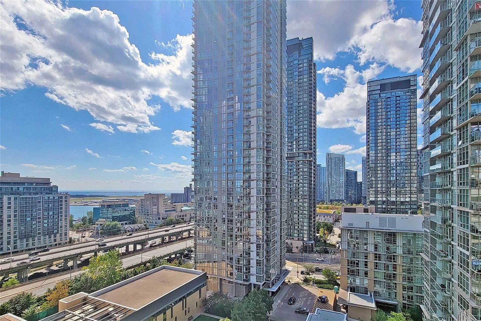 3 Navy Wharf Crt, unit 1703 for rent - image #8