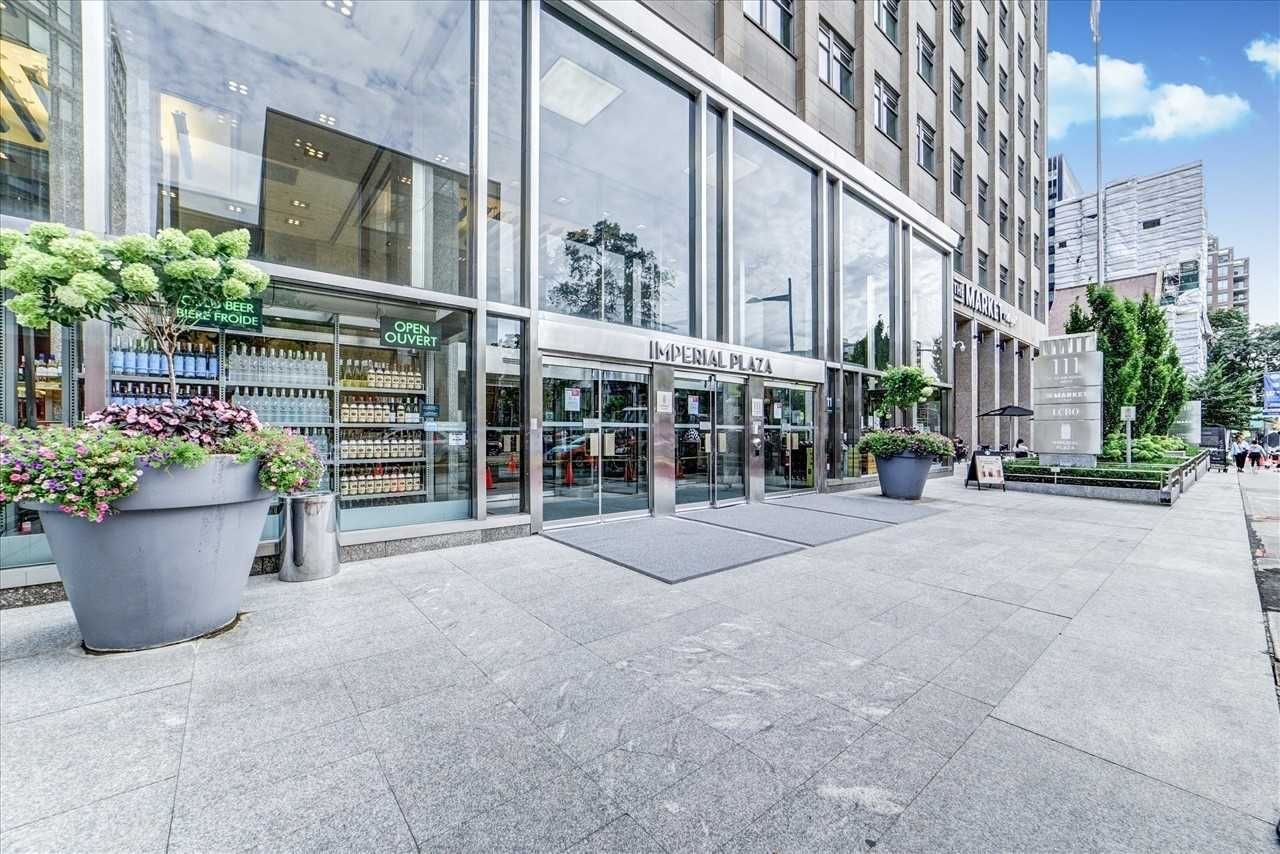 111 St Clair Ave W, unit 1523 for rent - image #17