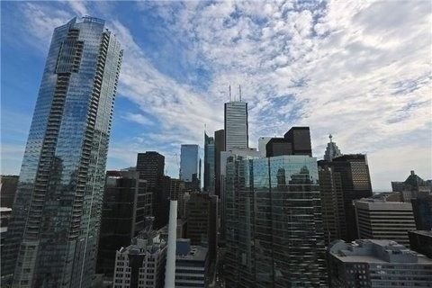 224 King St W, unit 3503 for rent - image #6