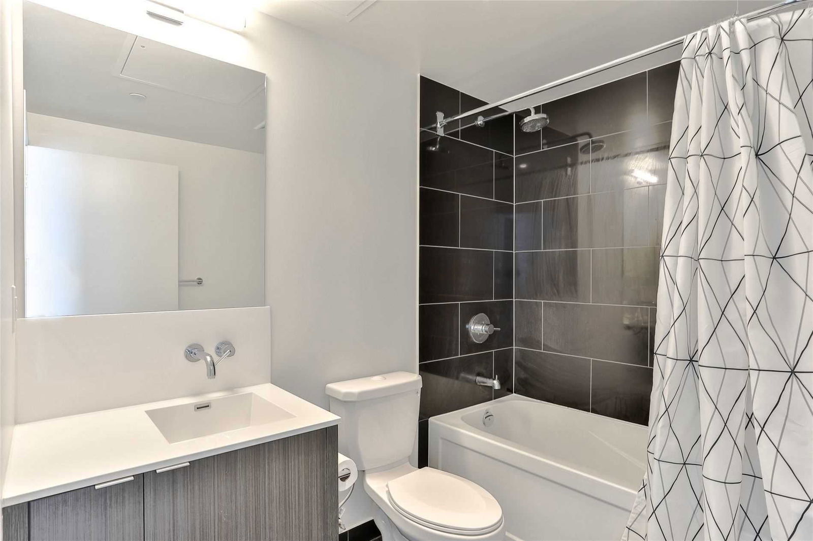 100 Harbour St, unit 4609 for rent in The Waterfront - image #4