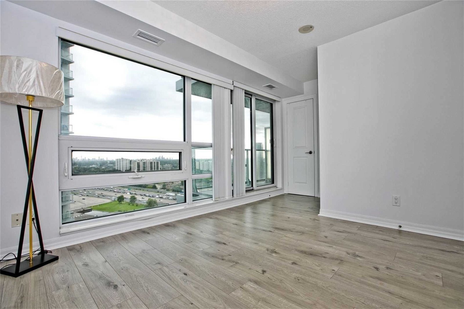2015 Sheppard Ave E, unit 2110 for rent - image #6