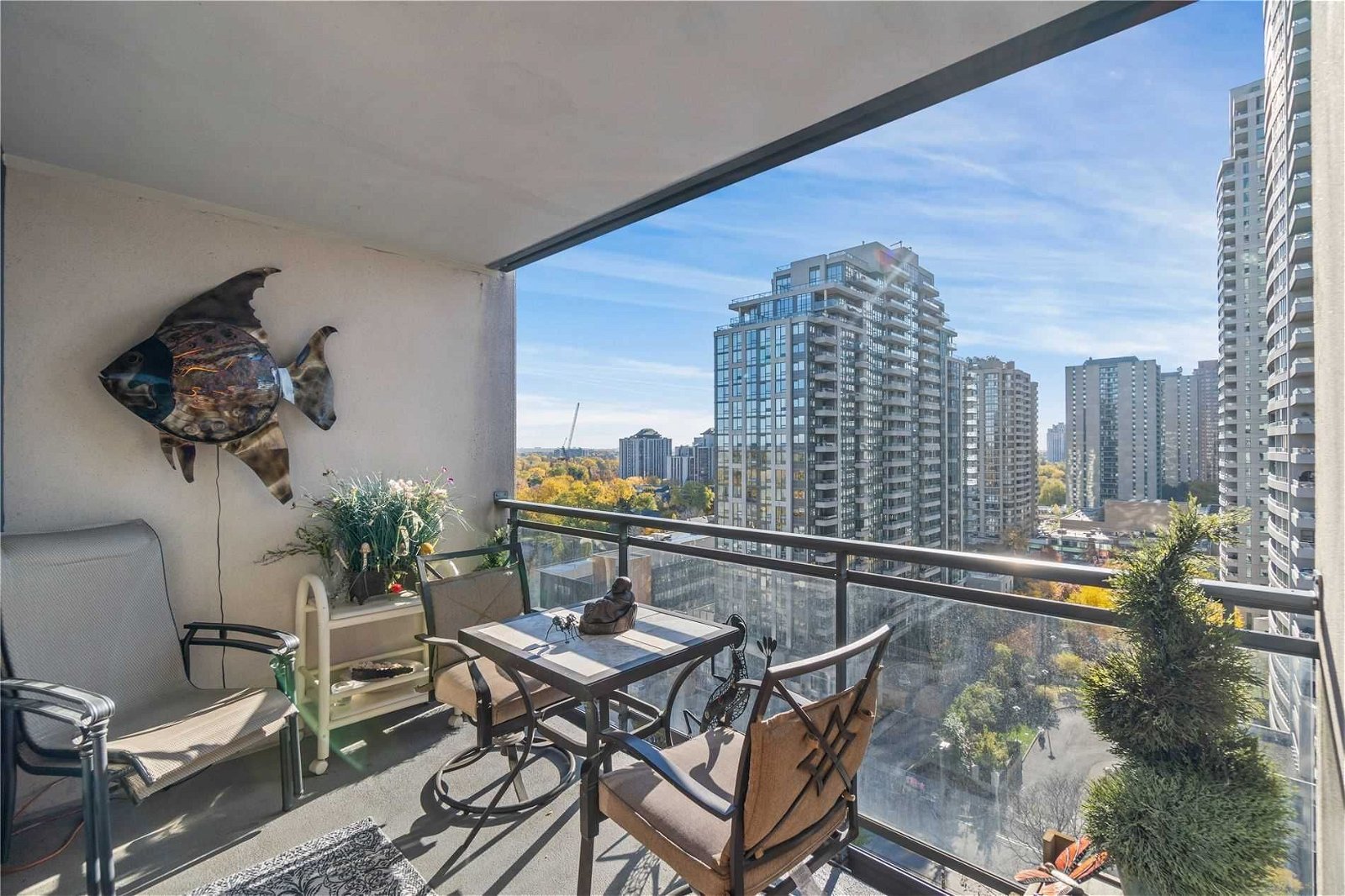 18 Hollywood Ave, unit 1500 for sale - image #20