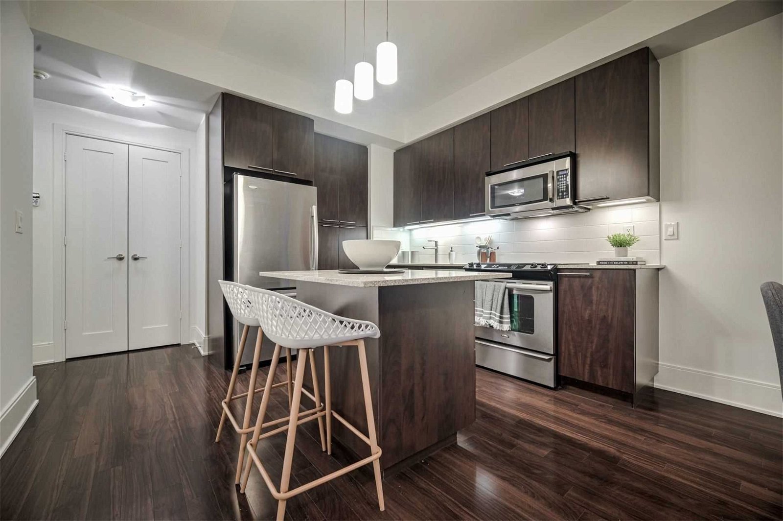 25 Broadway Ave, unit 604 for sale - image #25