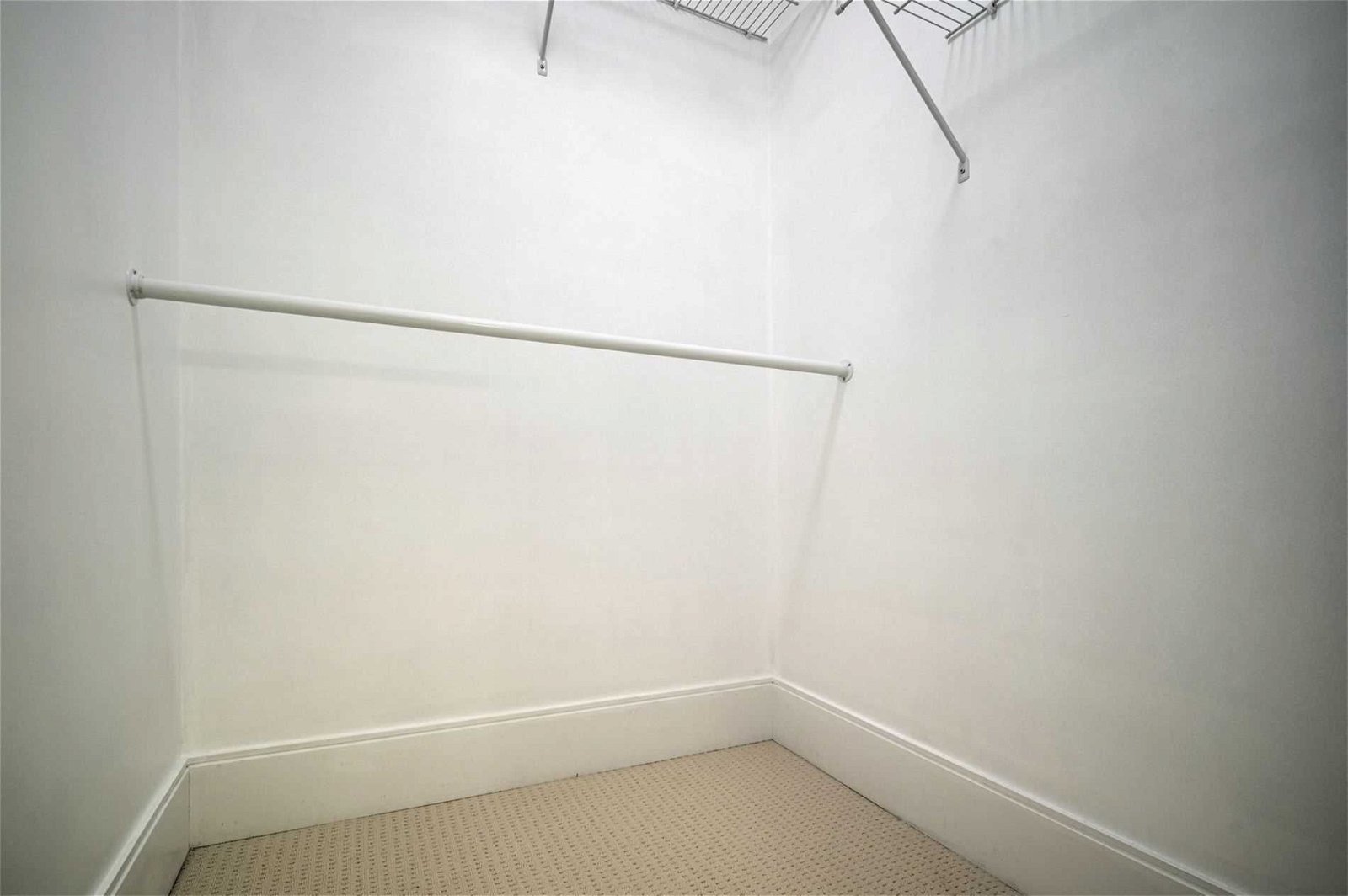 25 Broadway Ave, unit 604 for sale - image #7