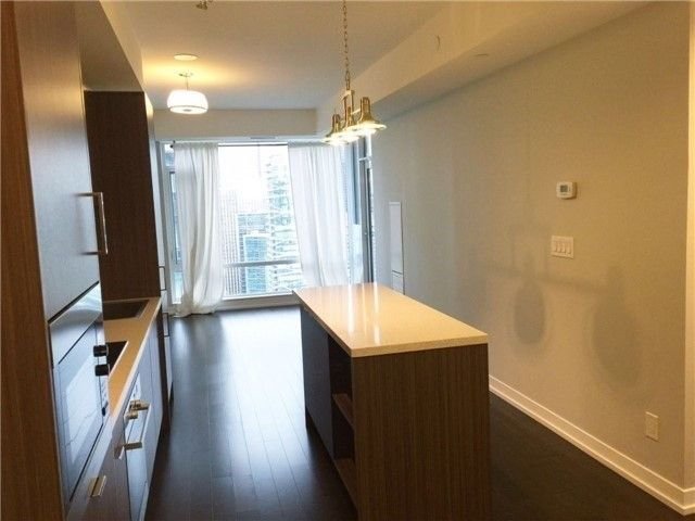 21 Widmer St, unit 4107 for rent - image #6