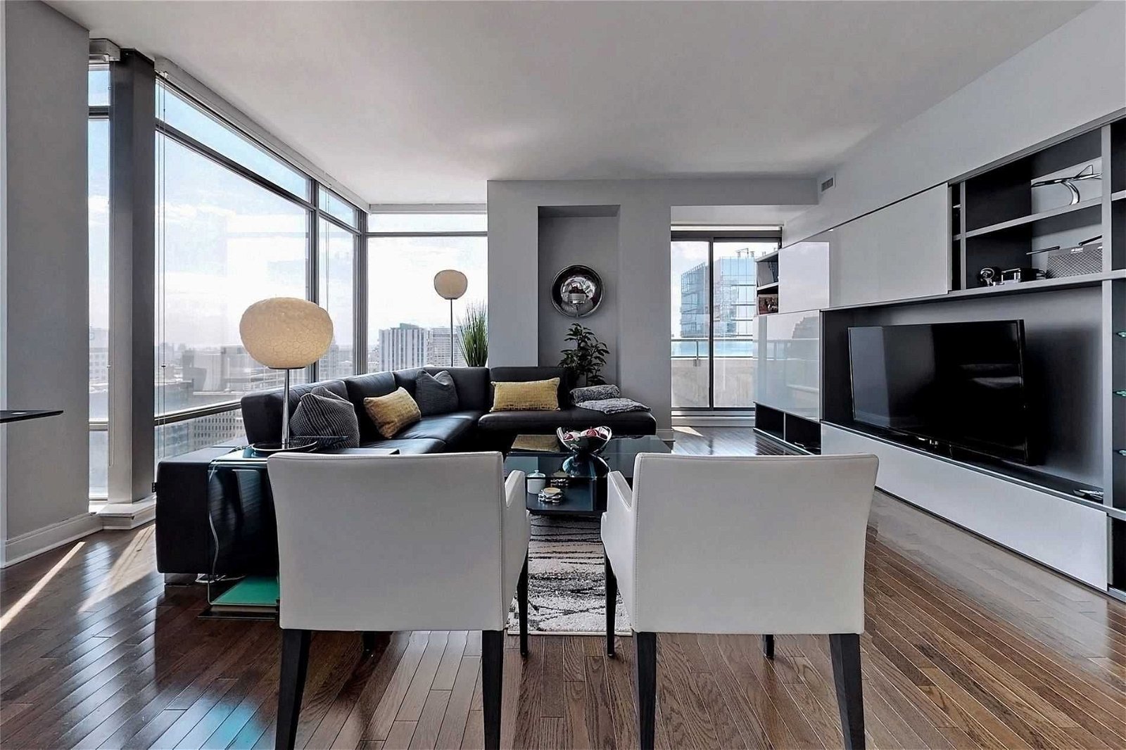 18 Yorkville Ave, unit 2603 for sale - image #36
