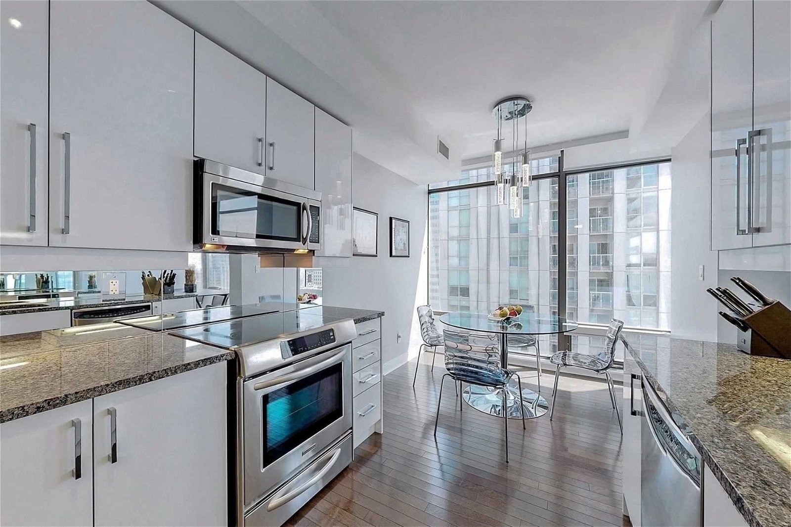18 Yorkville Ave, unit 2603 for sale - image #39