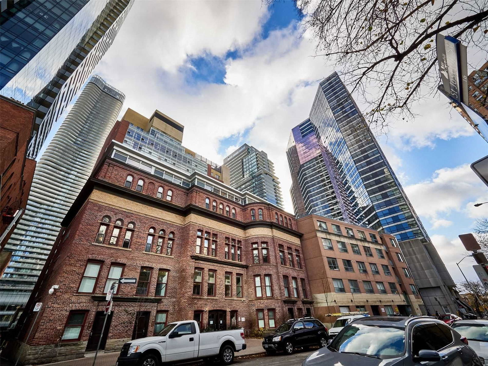 11 St Joseph St, unit 1010 for sale