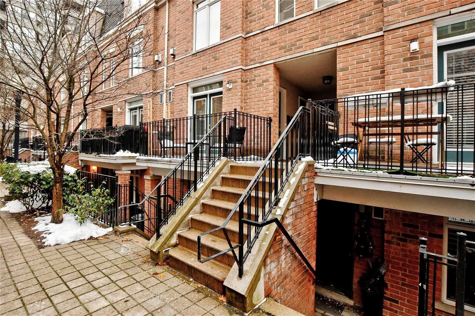 415 Jarvis St, unit 376 for rent - image #12