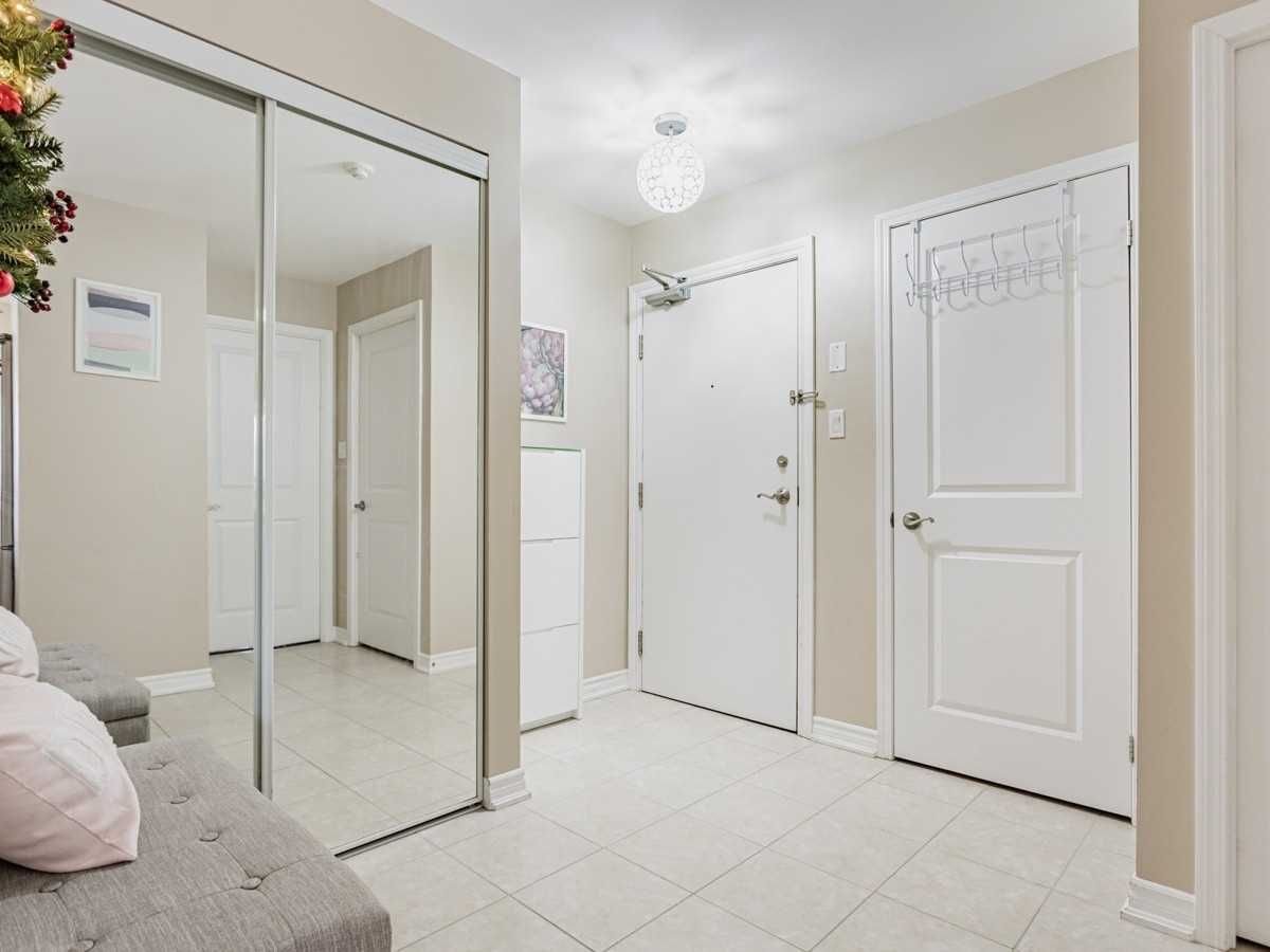 872 Sheppard Ave W, unit 302 for sale - image #25