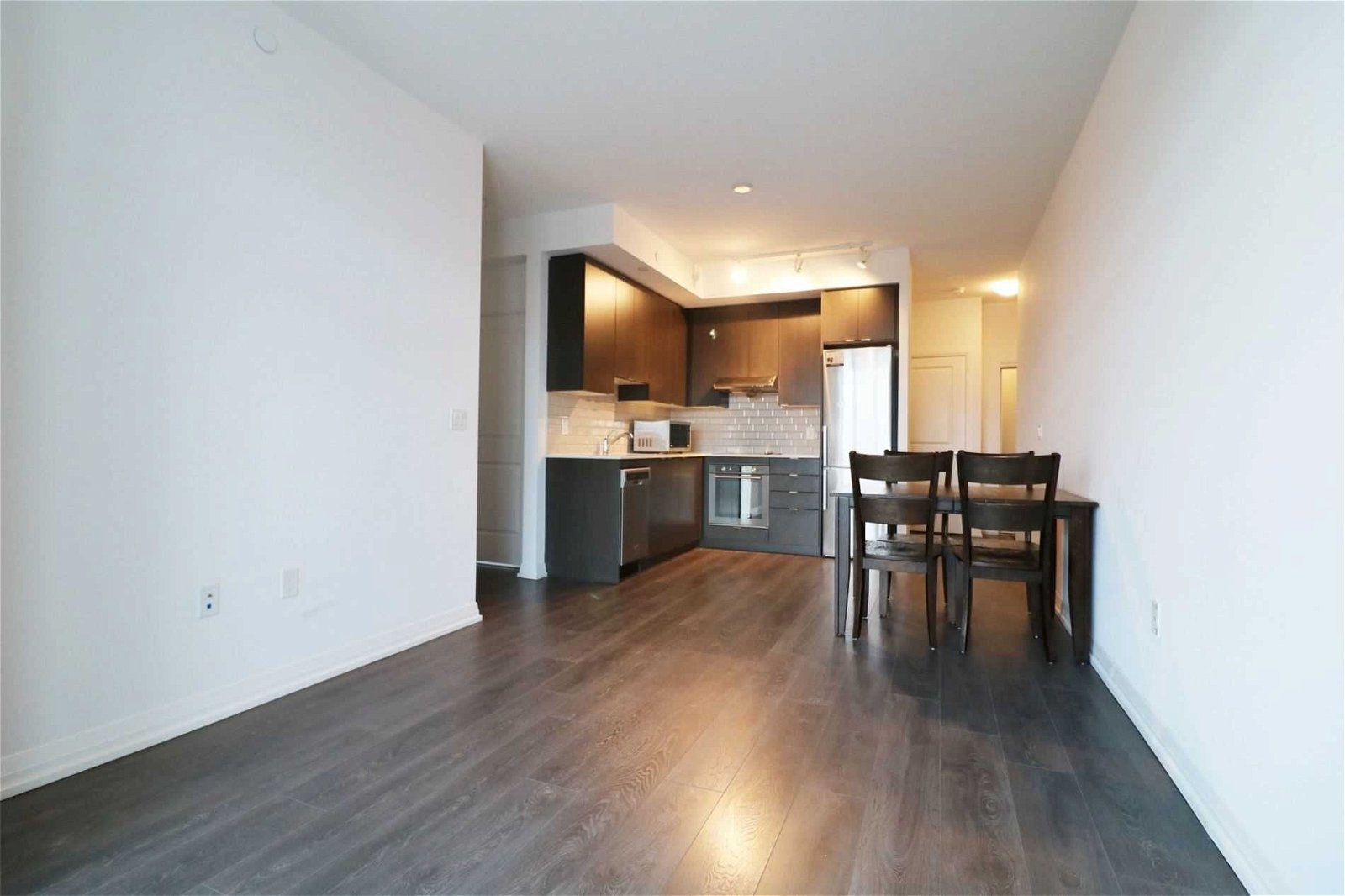 50 Ann O'reilly Rd, unit 902 for rent - image #2