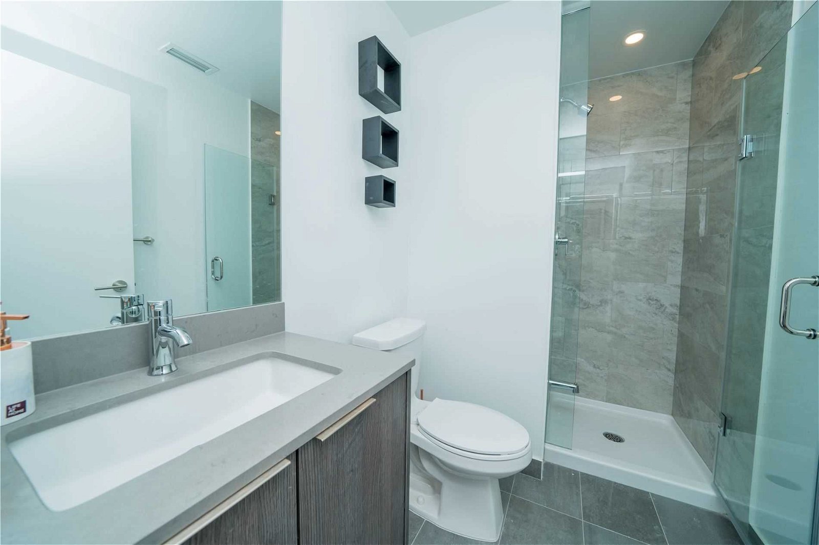 36 Forest Manor Rd, unit Ph1303 for sale - image #13