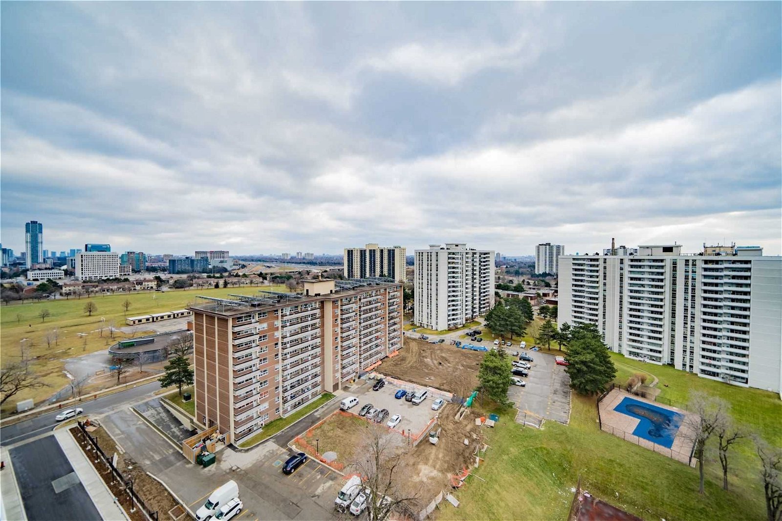 36 Forest Manor Rd, unit Ph1303 for sale - image #24