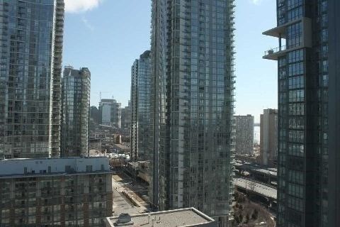 15 Fort York Blvd, unit 2009 for rent