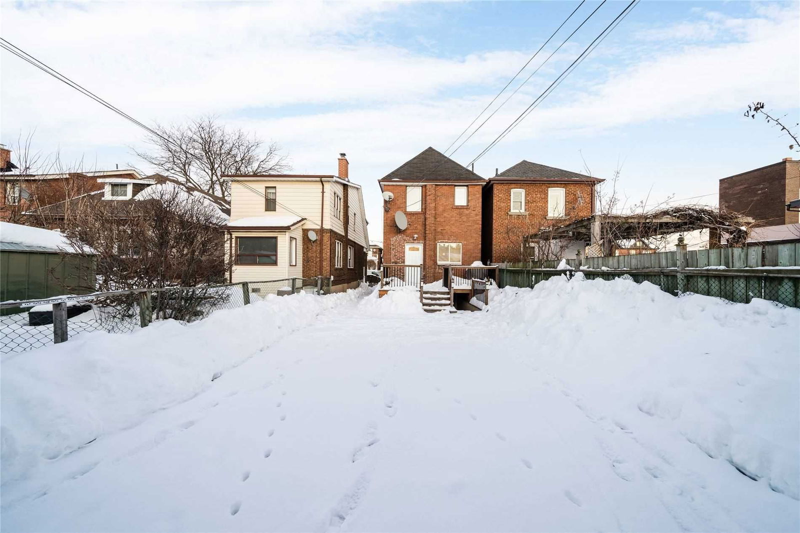 418 Westmount Ave for sale  - image #29