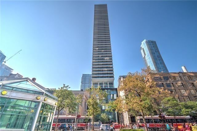 224 King St W, unit 4001 for rent