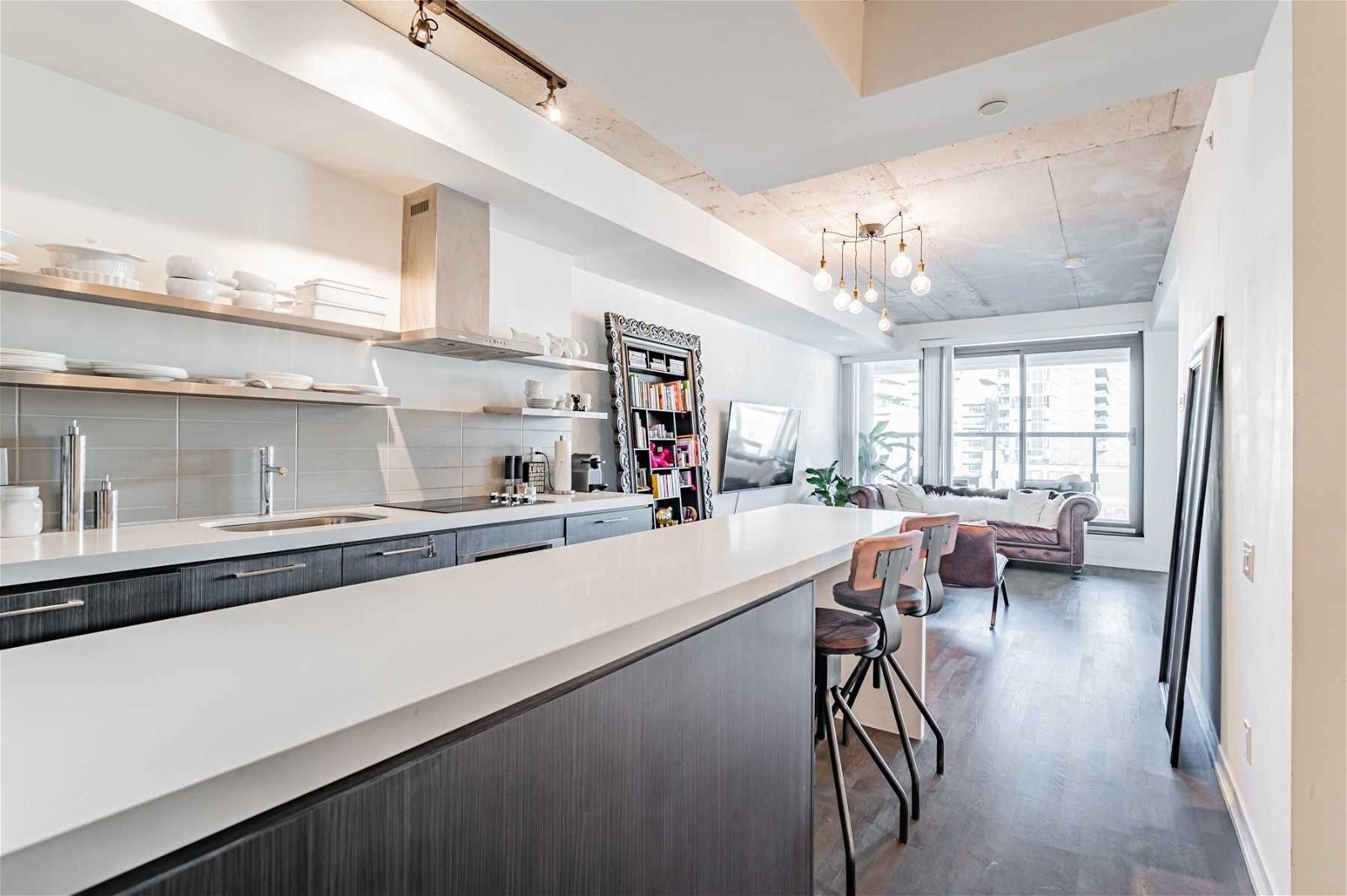 560 King St W, unit 610 for rent - image #12