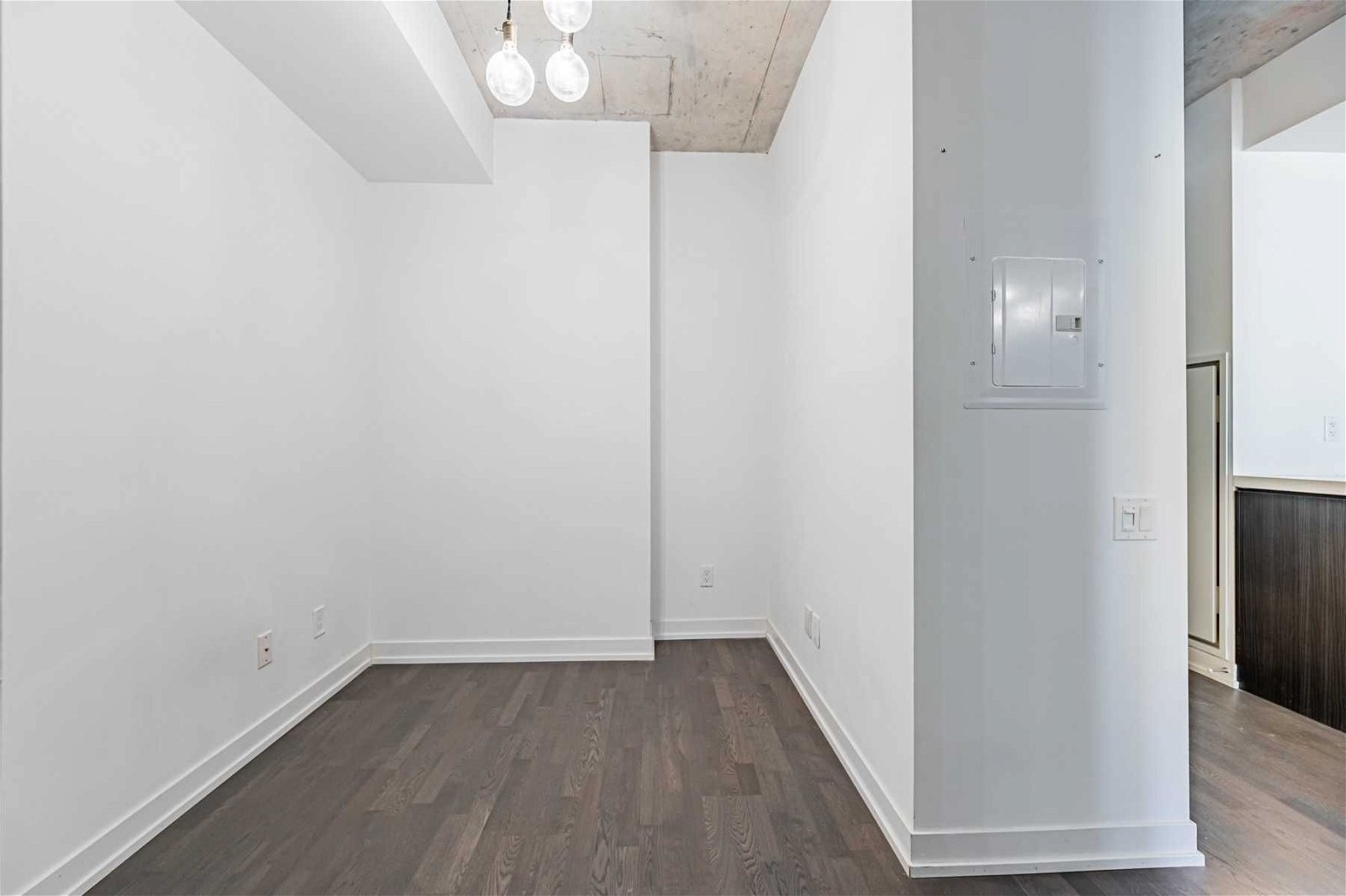 560 King St W, unit 610 for rent - image #7