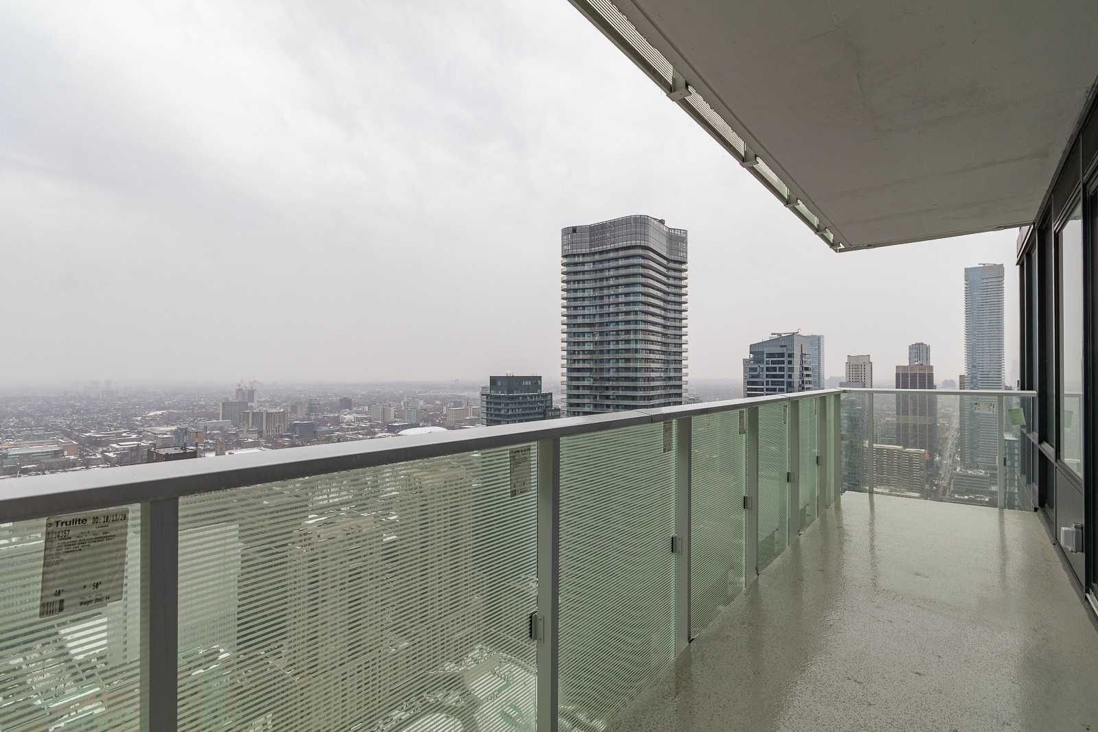 501 Yonge St, unit 4802 for rent in The Village - image #4