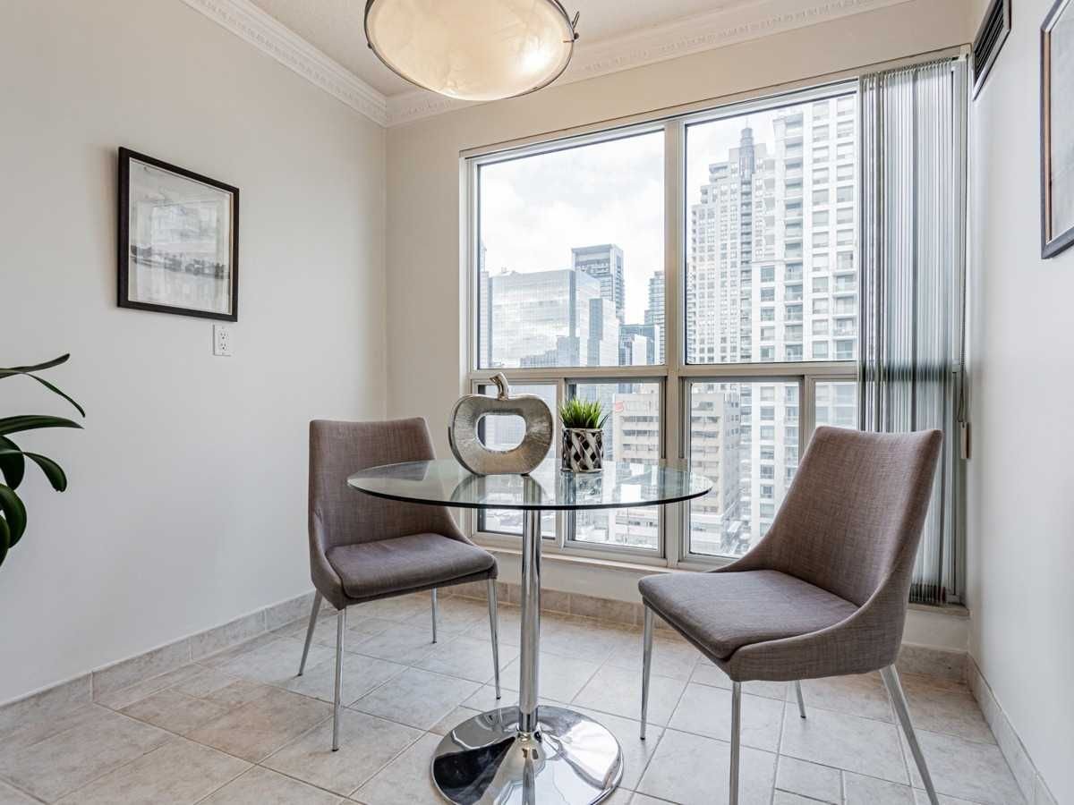 18 Hollywood Ave, unit 1501 for sale - image #3