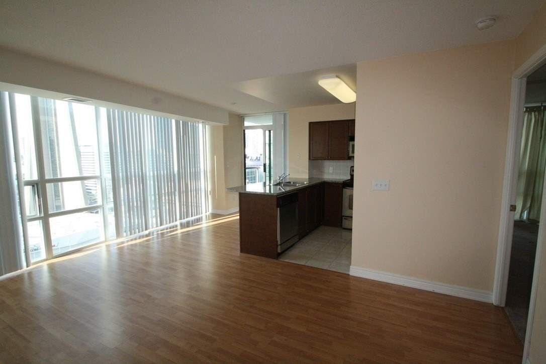 30 Grand Trunk Cres, unit 2702 for rent - image #1