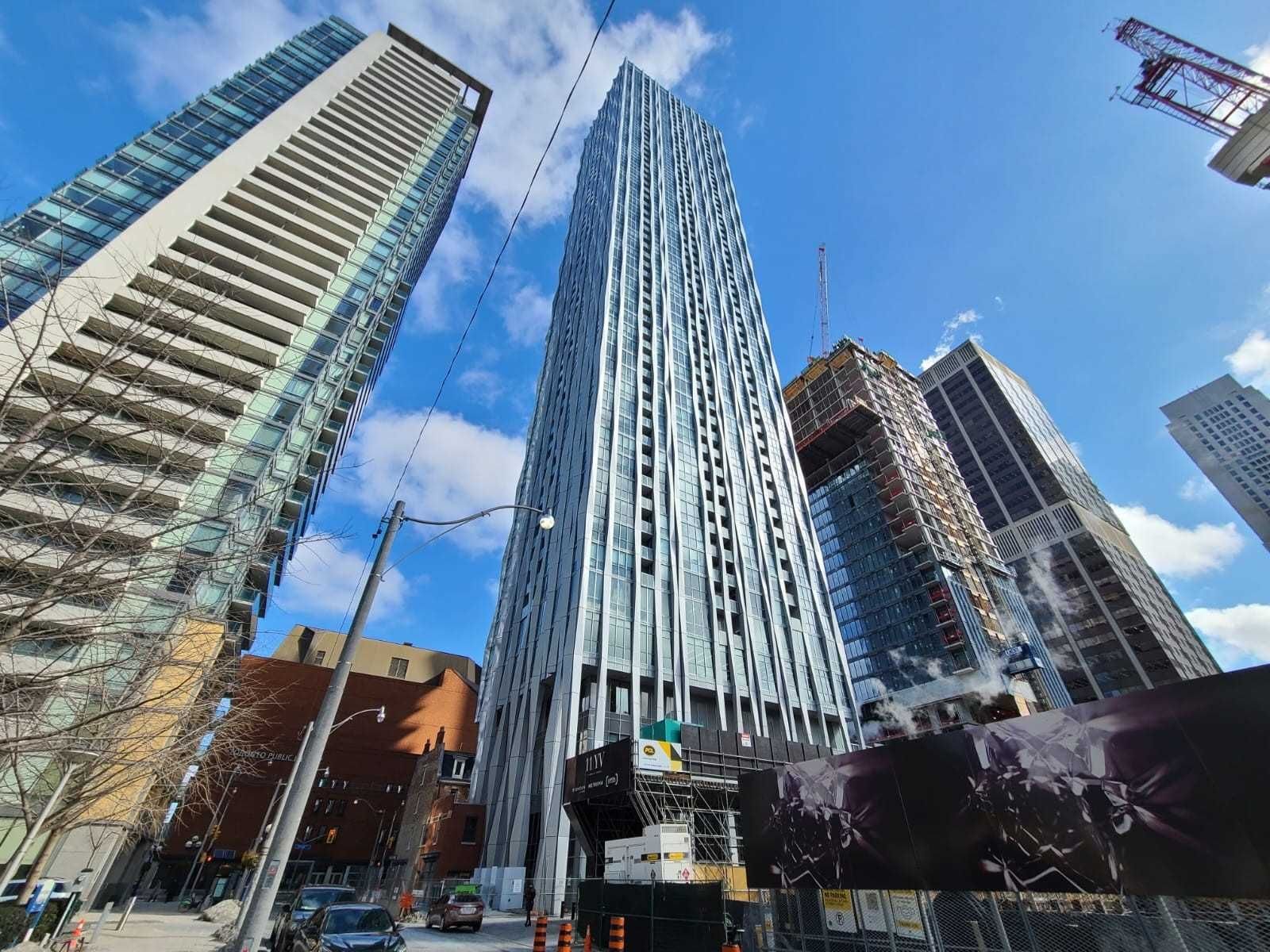 1 Yorkville Ave, unit 4106 for rent - image #1