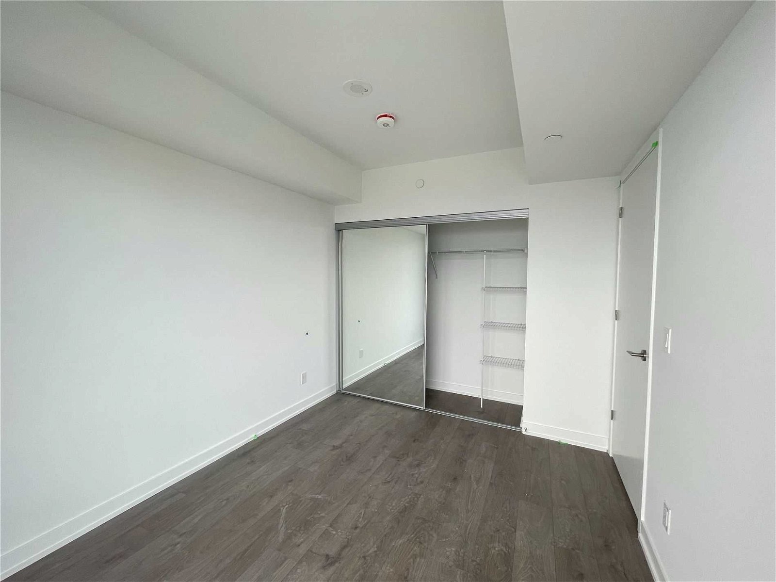 501 Yonge St, unit 4907 for rent in The Village - image #2